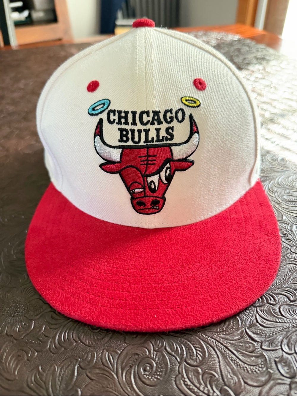 Chicago Bull limited edition artist series White and Red Baseball Cap